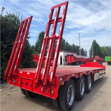 ローベッドトラックトレーラー