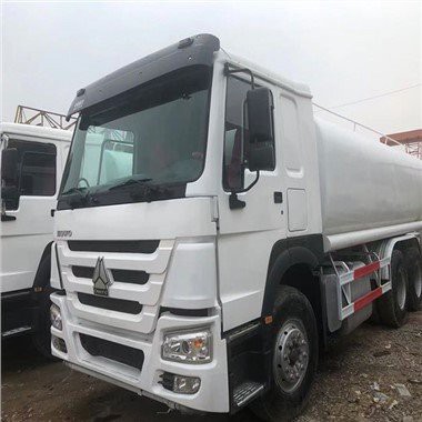 中古タンクローリー